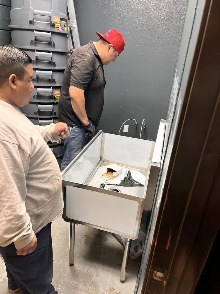 Commercial plumbing and sink installation in Redland Reef